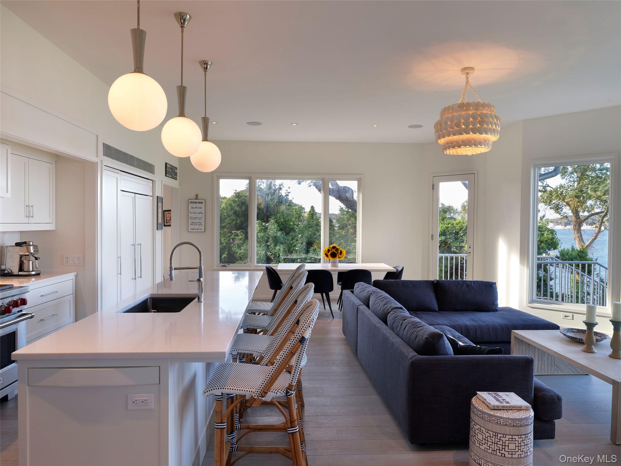 2 Sun Court - Photo 4