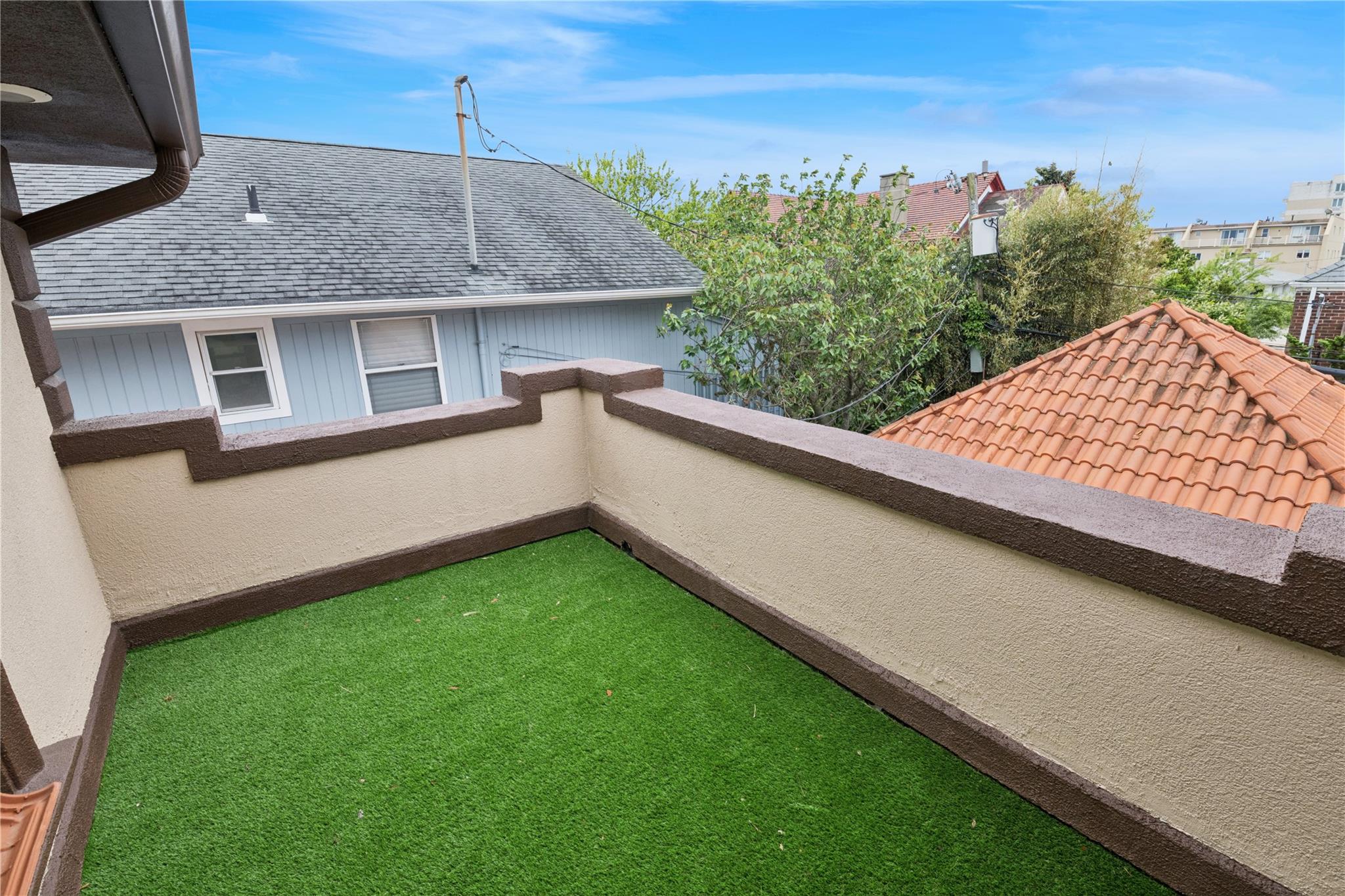 462 W Beech Street, Long Beach, New York image 32