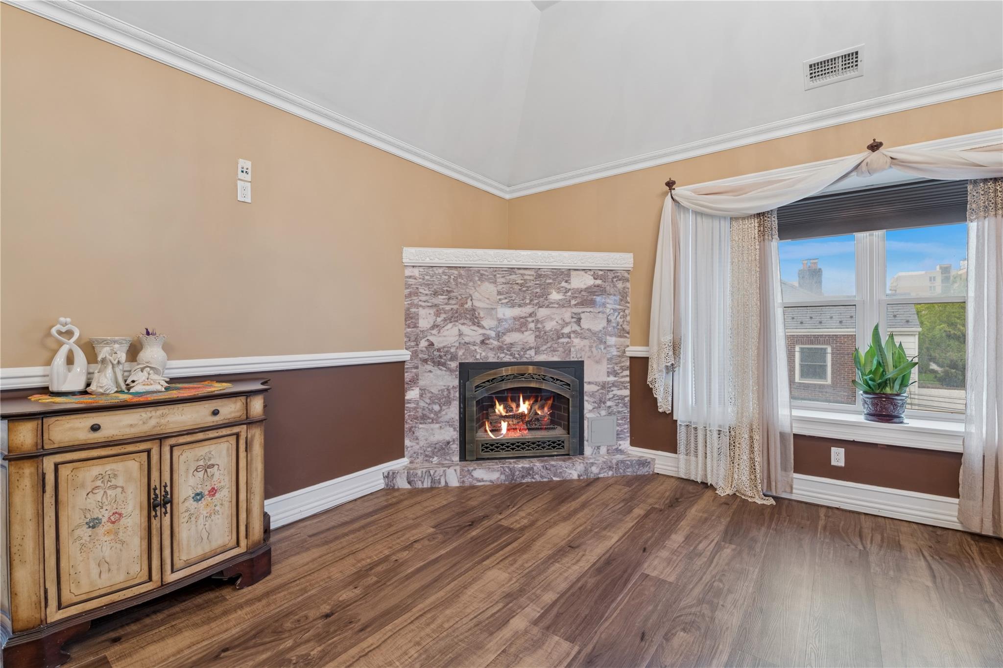 462 W Beech Street, Long Beach, New York image 20