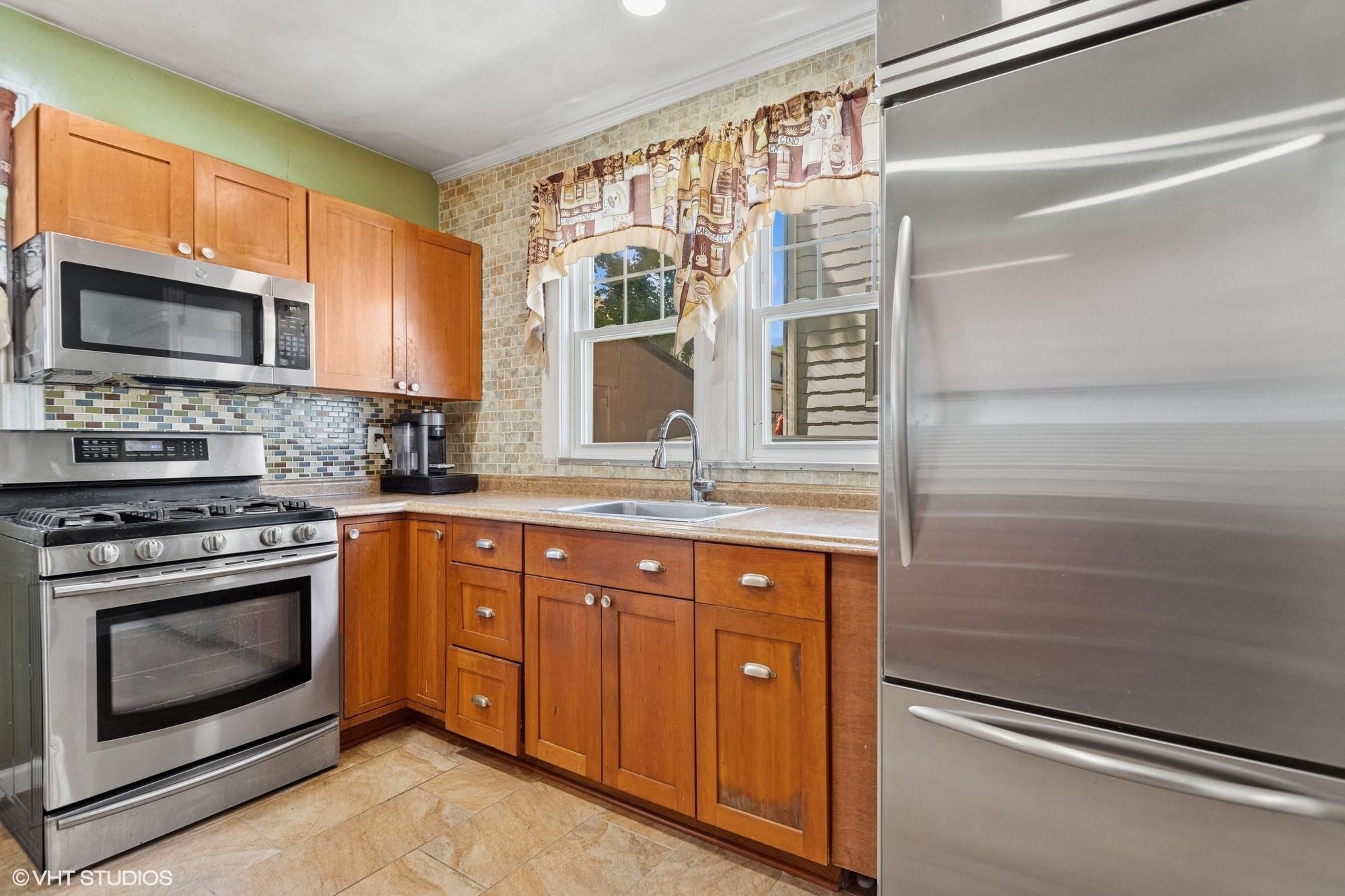 66 Vernon Avenue, Mount Vernon, New York image 16