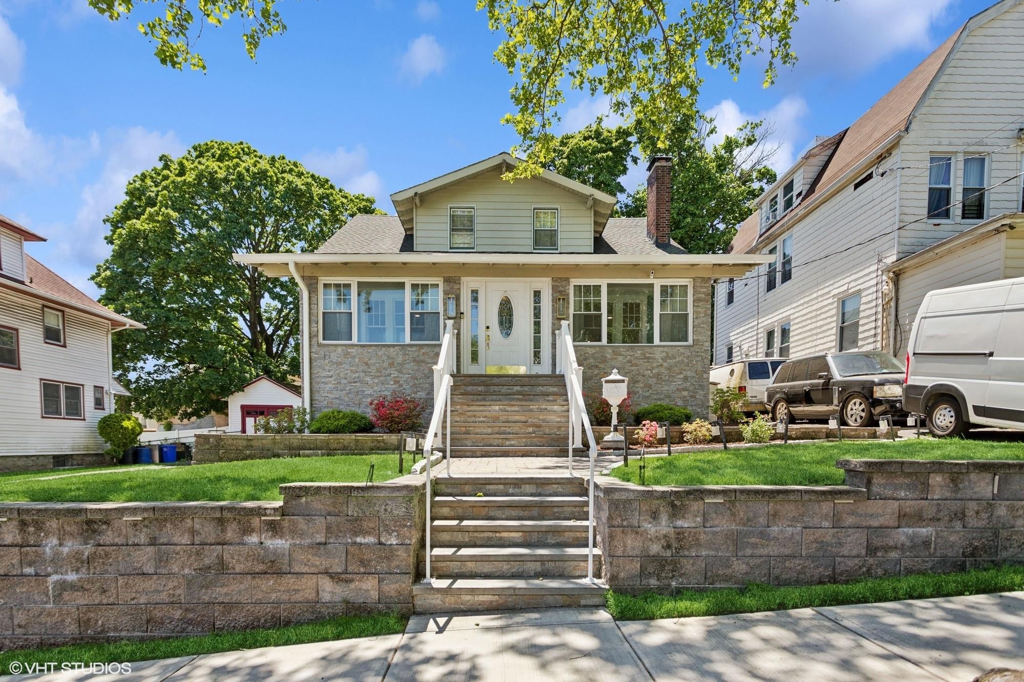 66 Vernon Avenue, Mount Vernon, New York image 1