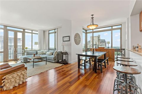 Condo For Sale - 175 Huguenot Street #2006<br/> New Rochelle, NY 10801