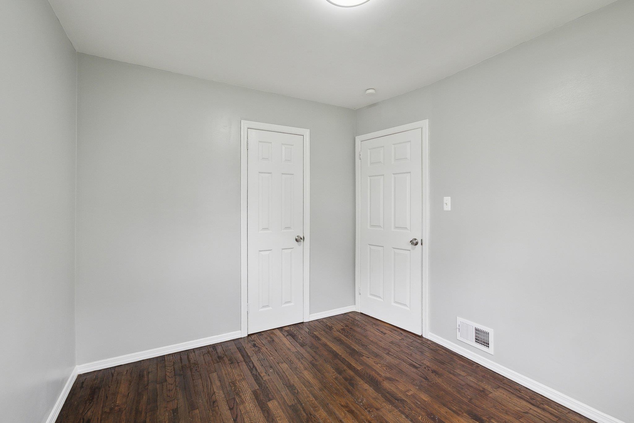 17 21 St Avenue, Bay Shore, New York image 12