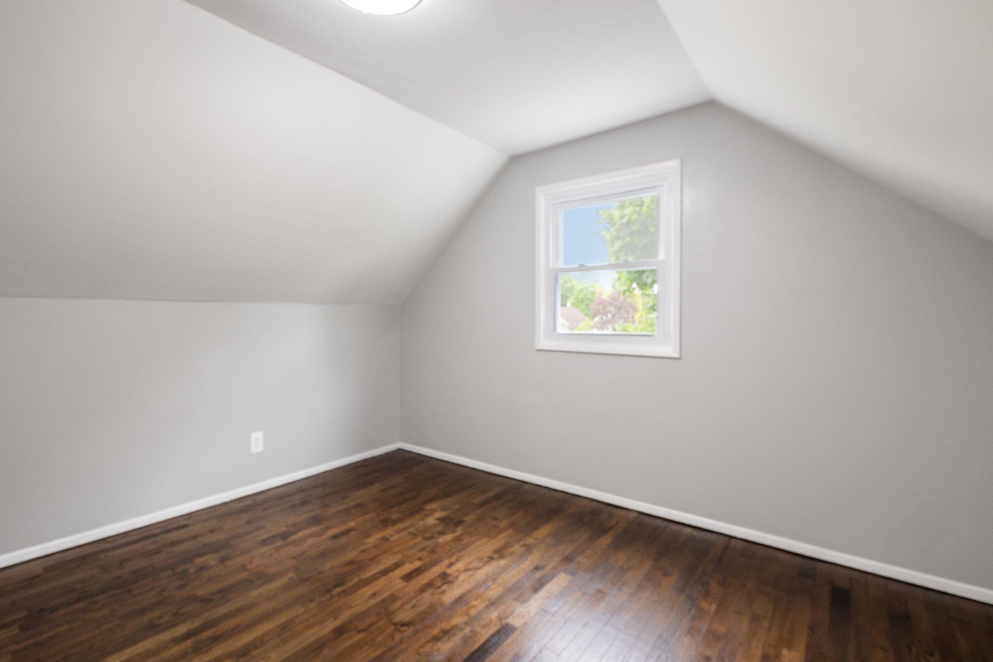 17 21 St Avenue, Bay Shore, New York image 16