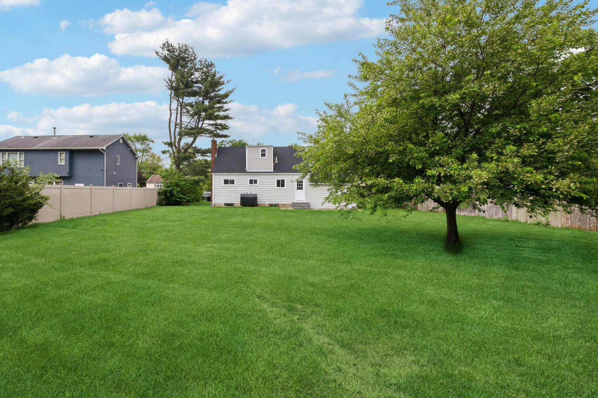 17 21 St Avenue, Bay Shore, New York image 32