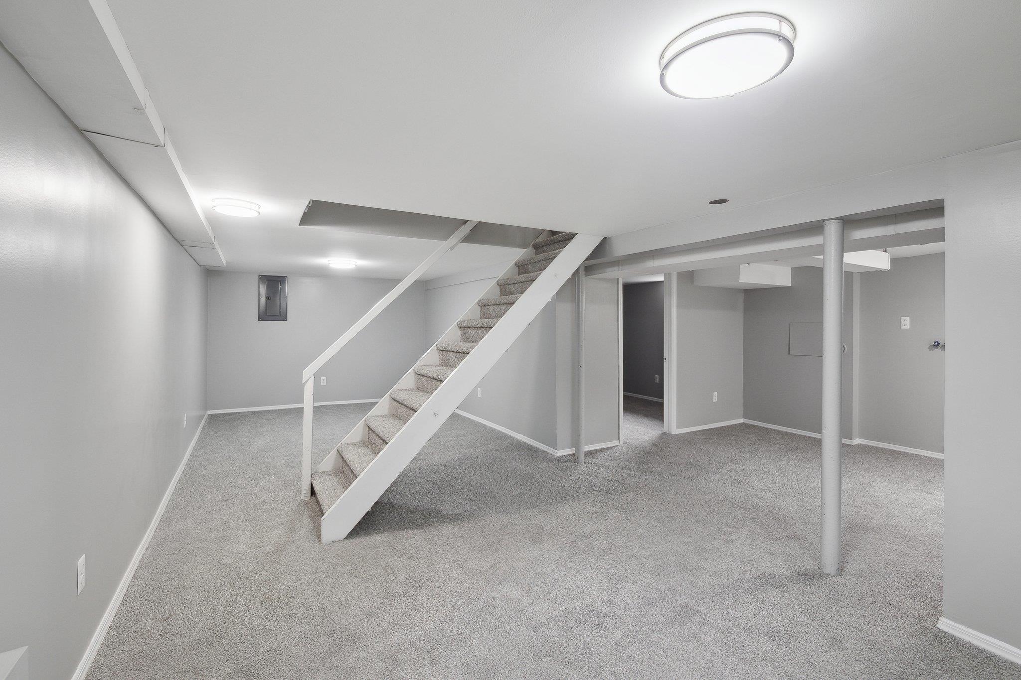 17 21 St Avenue, Bay Shore, New York image 24