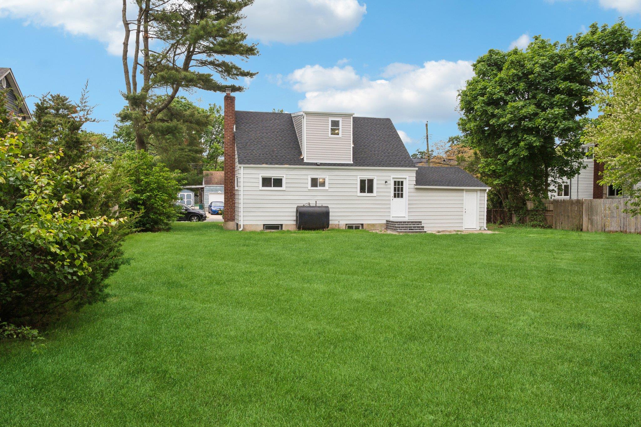 17 21 St Avenue, Bay Shore, New York image 31