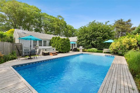 40 Maidstone Avenue East Hampton NY 11937