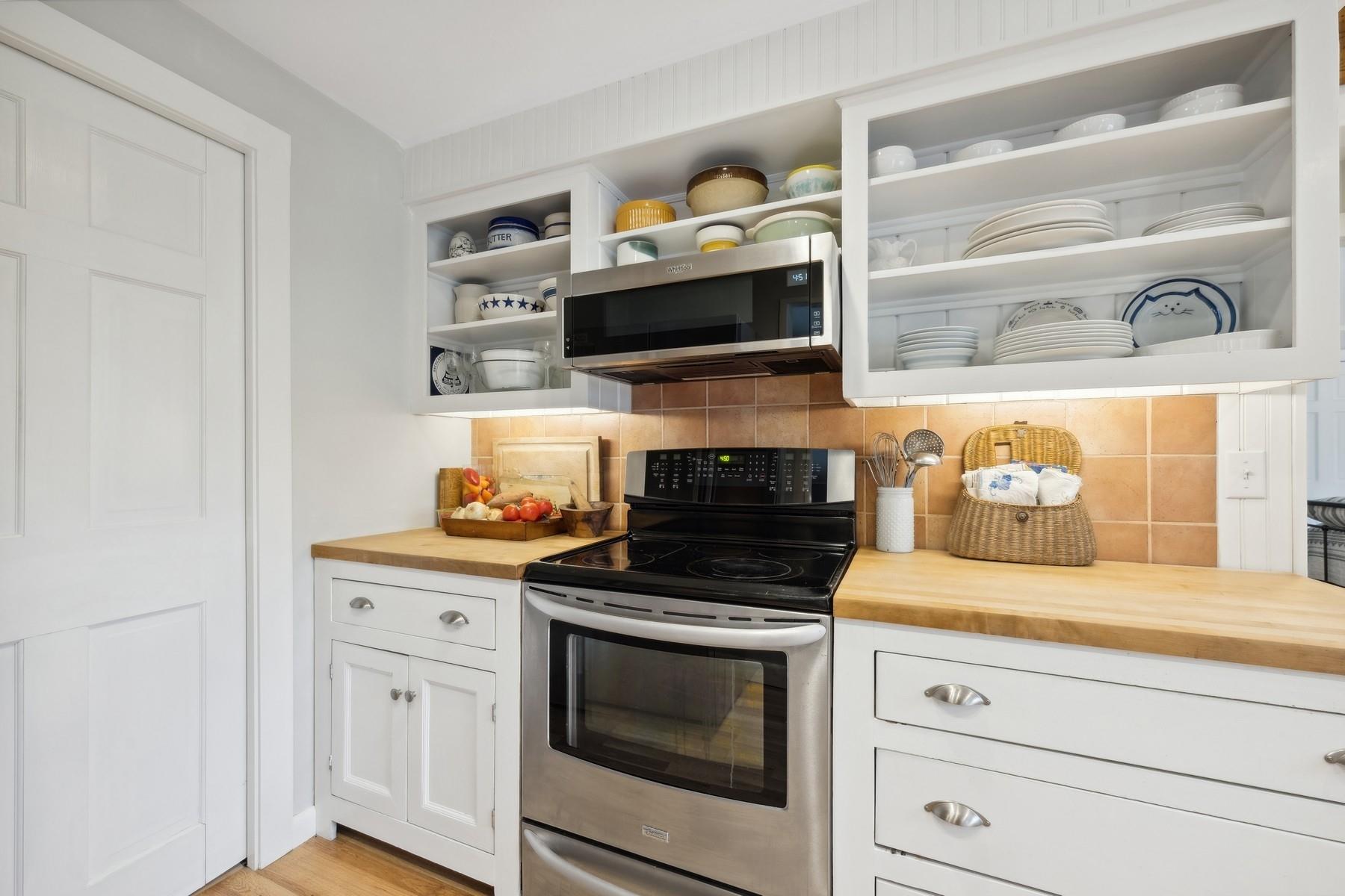 40 Maidstone Avenue, East Hampton, New York image 10