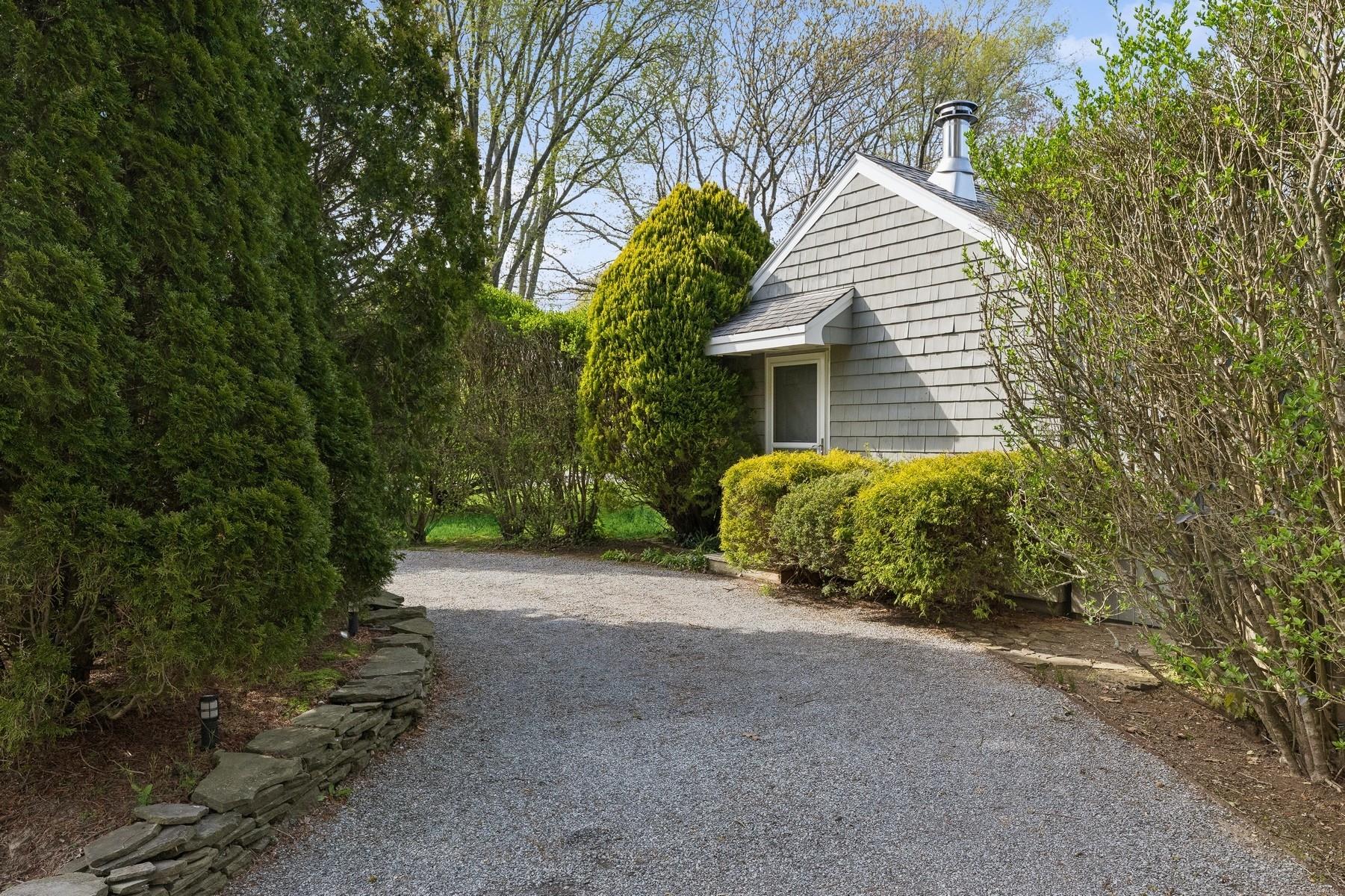 40 Maidstone Avenue, East Hampton, New York image 20