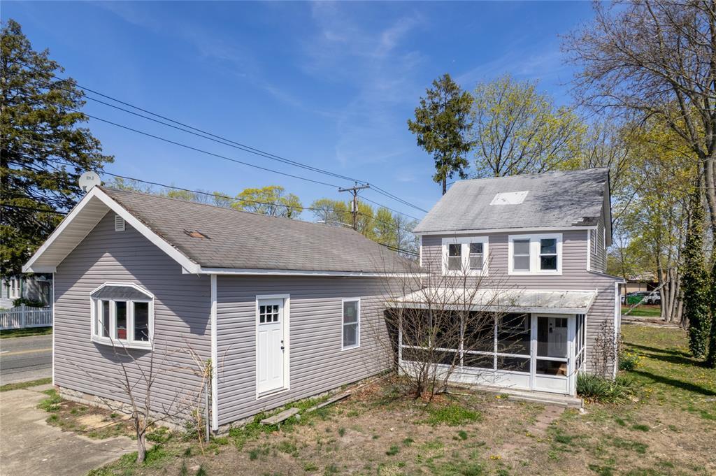 87 Avery Avenue, Patchogue, New York image 1