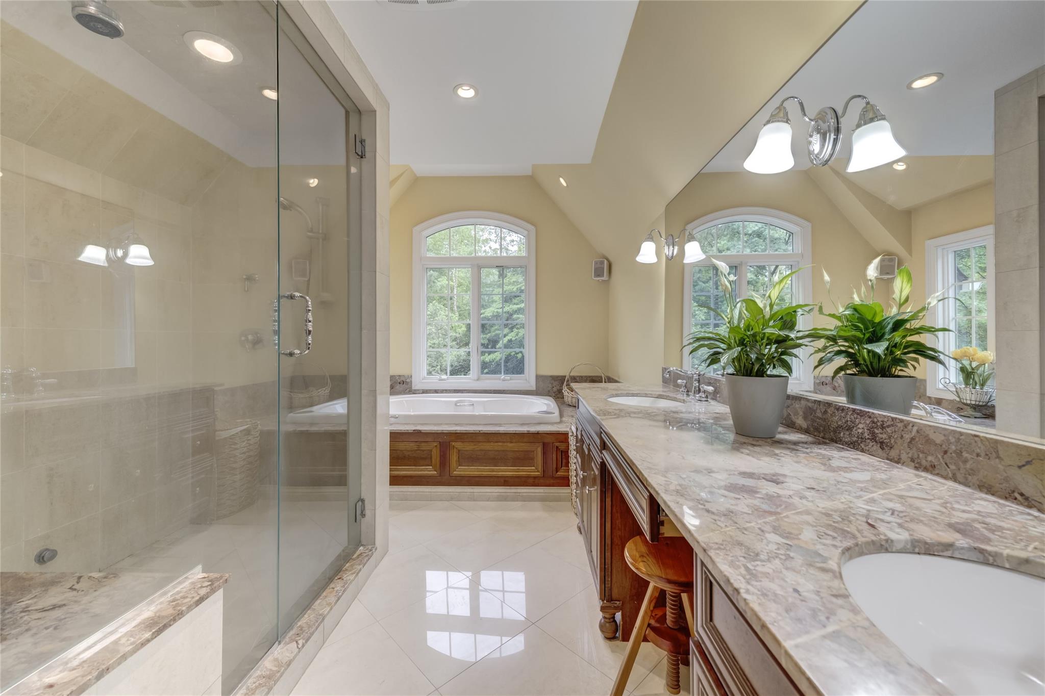 36 Richards Road, Port Washington, New York image 15