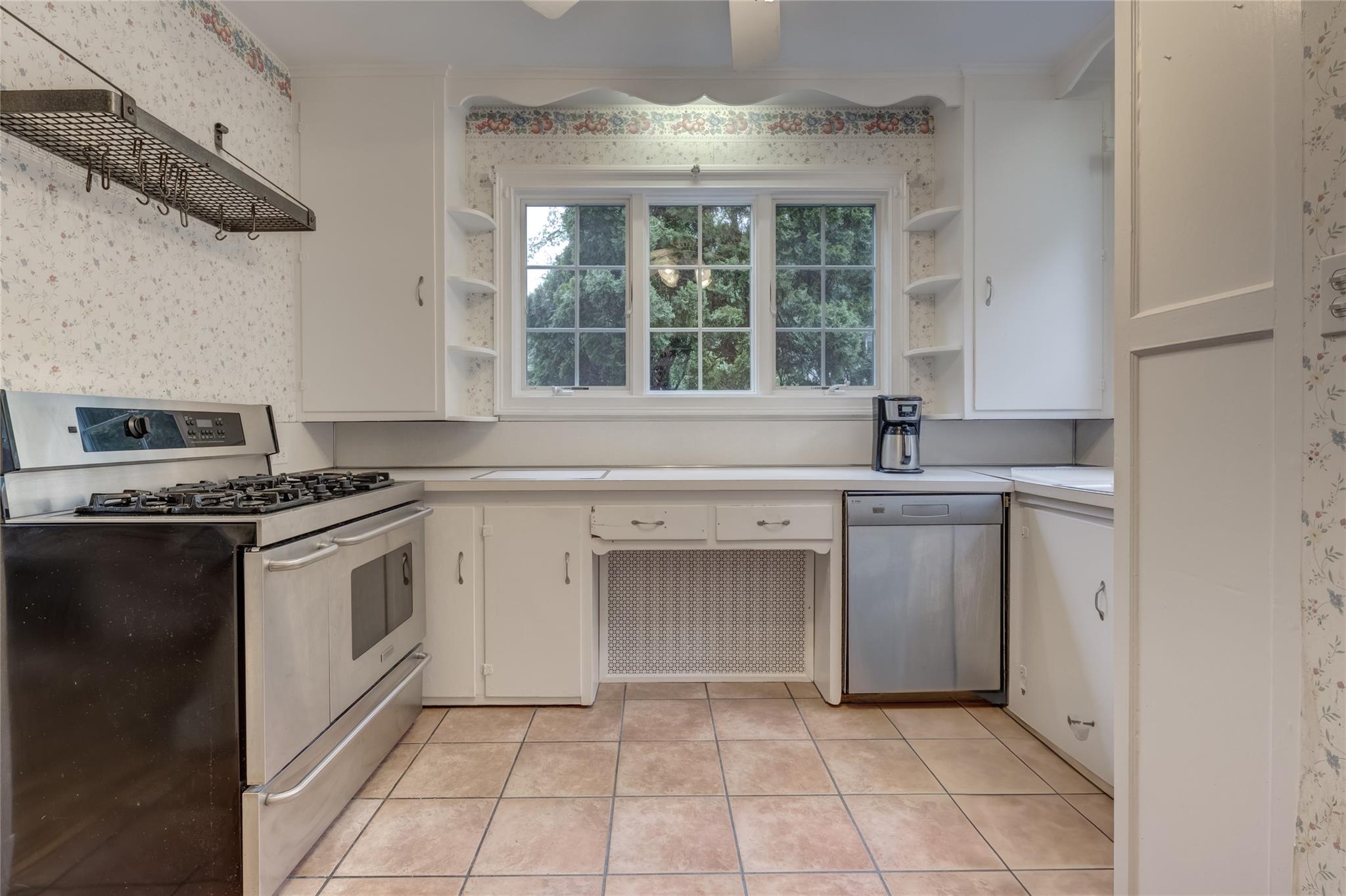 36 Richards Road, Port Washington, New York image 12