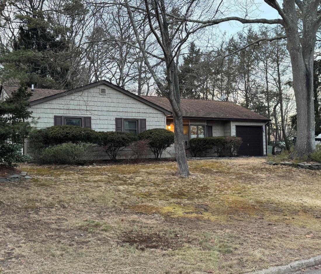 76 Nottingham Drive, Middle Island, New York image 1
