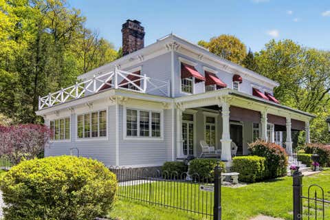 Homes For Sale - 260 Fishkill Road<br/> Cold Spring, NY 10516