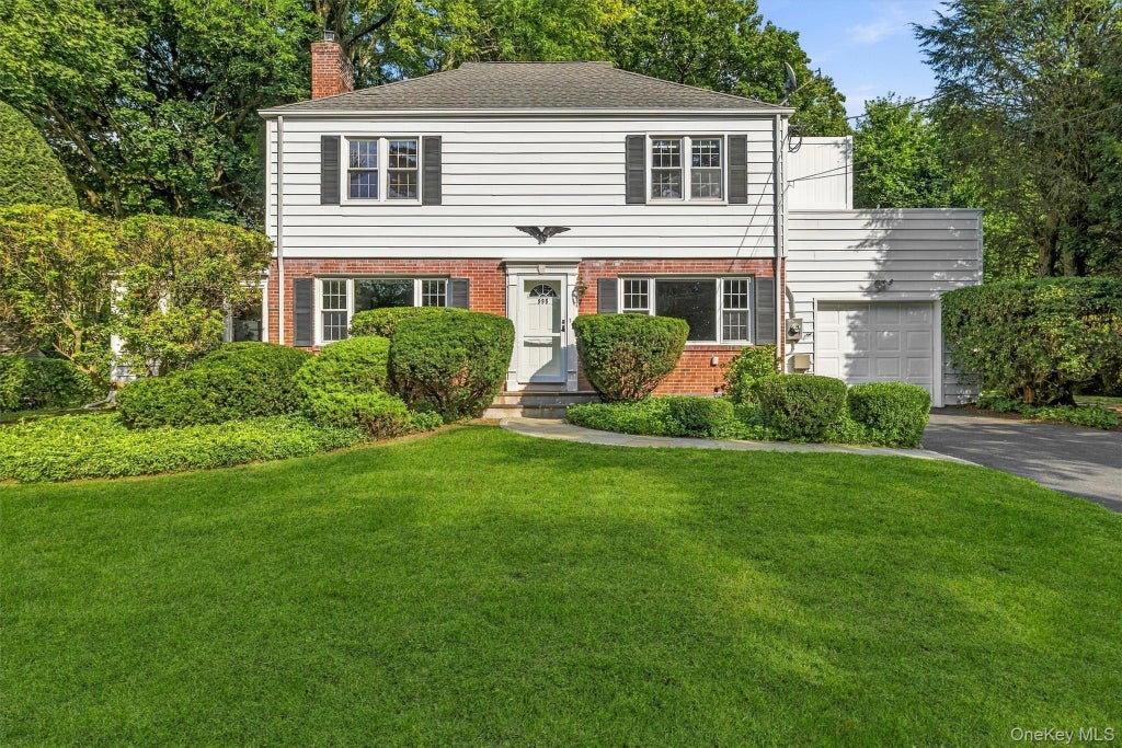 Photo of 999 Knollwood Road, White Plains, NY 10603 (MLS # 1051946)