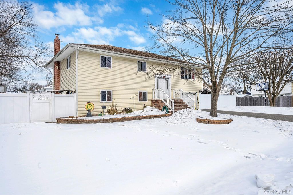 Photo of 73 Olive Street, Central Islip, NY 11722 (MLS # 959815)