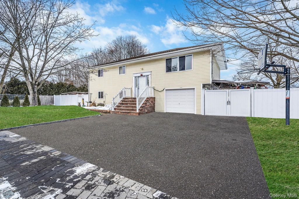 Photo of 73 Olive Street, Central Islip, NY 11722 (MLS # 959815)