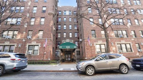 Photo of 3545 81st Street #B5, Jackson Heights, NY 11372 (MLS # 967087)