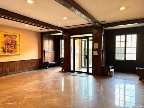 Apartment For Rent - 14 Beach Road #3C<br/> Nassau County, Great Neck, NY 11023