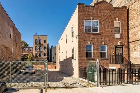 2527 Matthews Avenue Bronx NY 10467