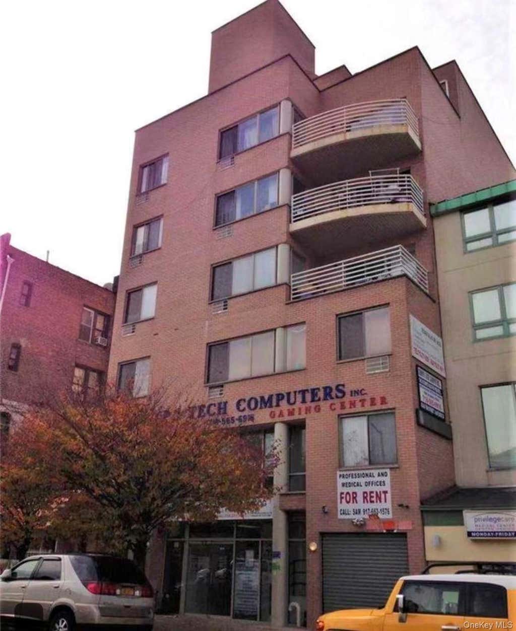 Photo of 4024 76th Street #4A, Elmhurst, NY 11373 (MLS # 1043482)