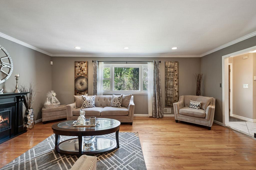 16 Keltz Street, New City, New York image 4