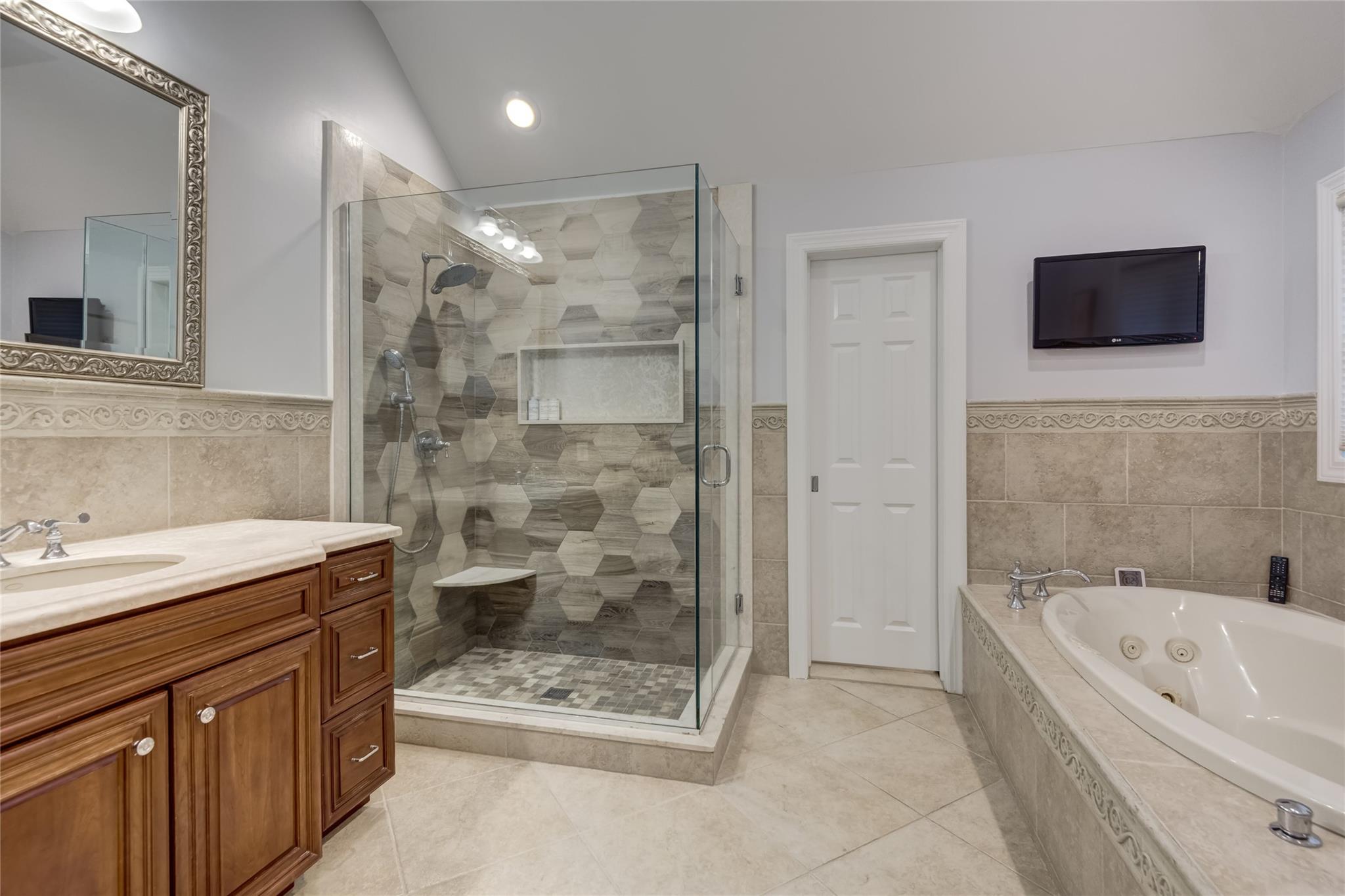 14 Rockwood Road, Manhasset, New York image 12