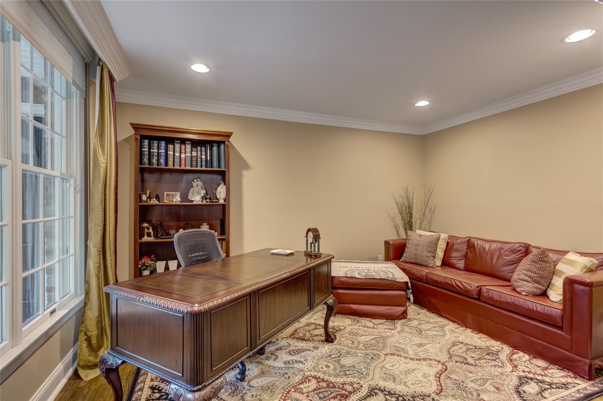 14 Rockwood Road, Manhasset, New York image 9