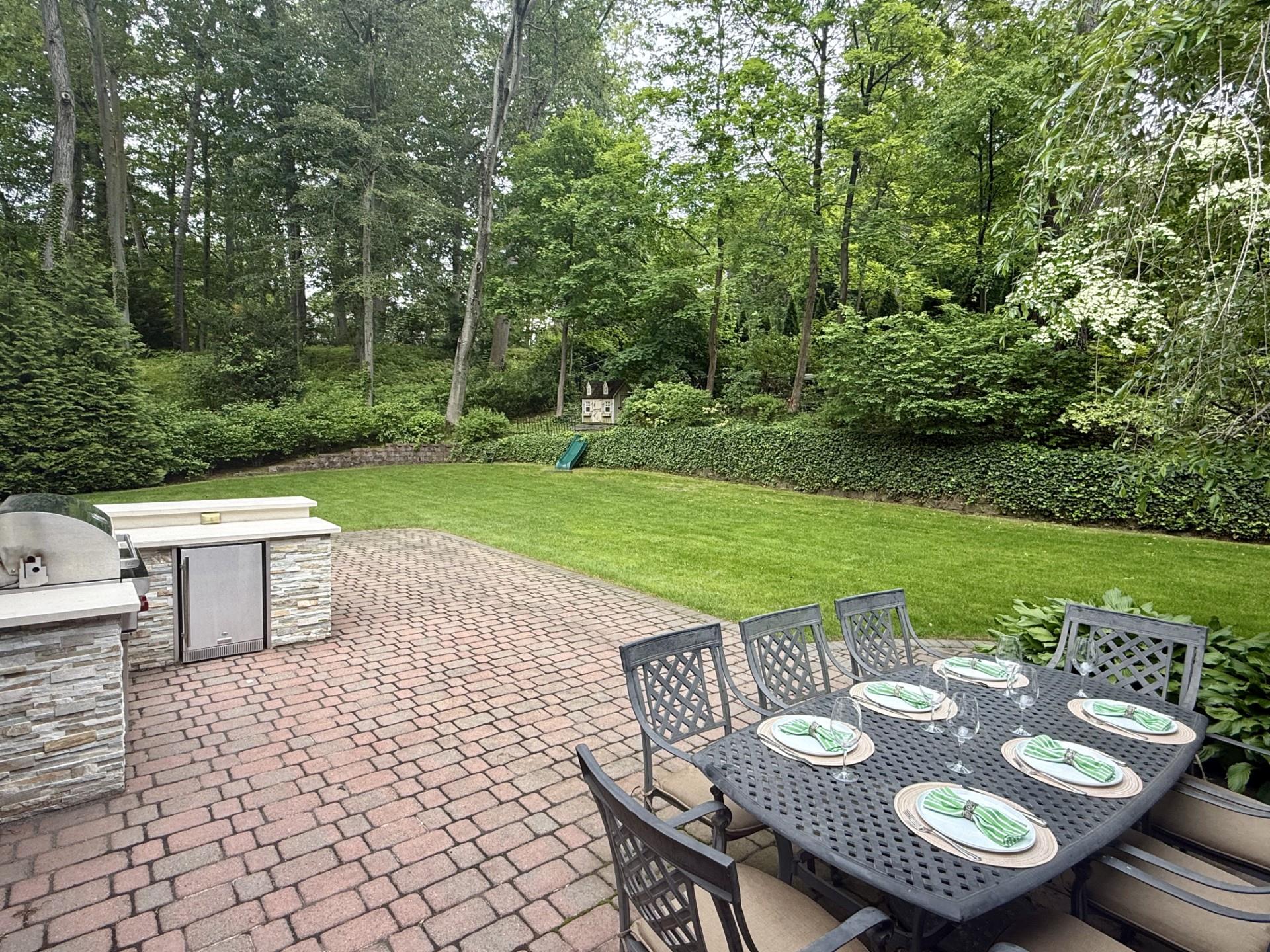 14 Rockwood Road, Manhasset, New York image 26