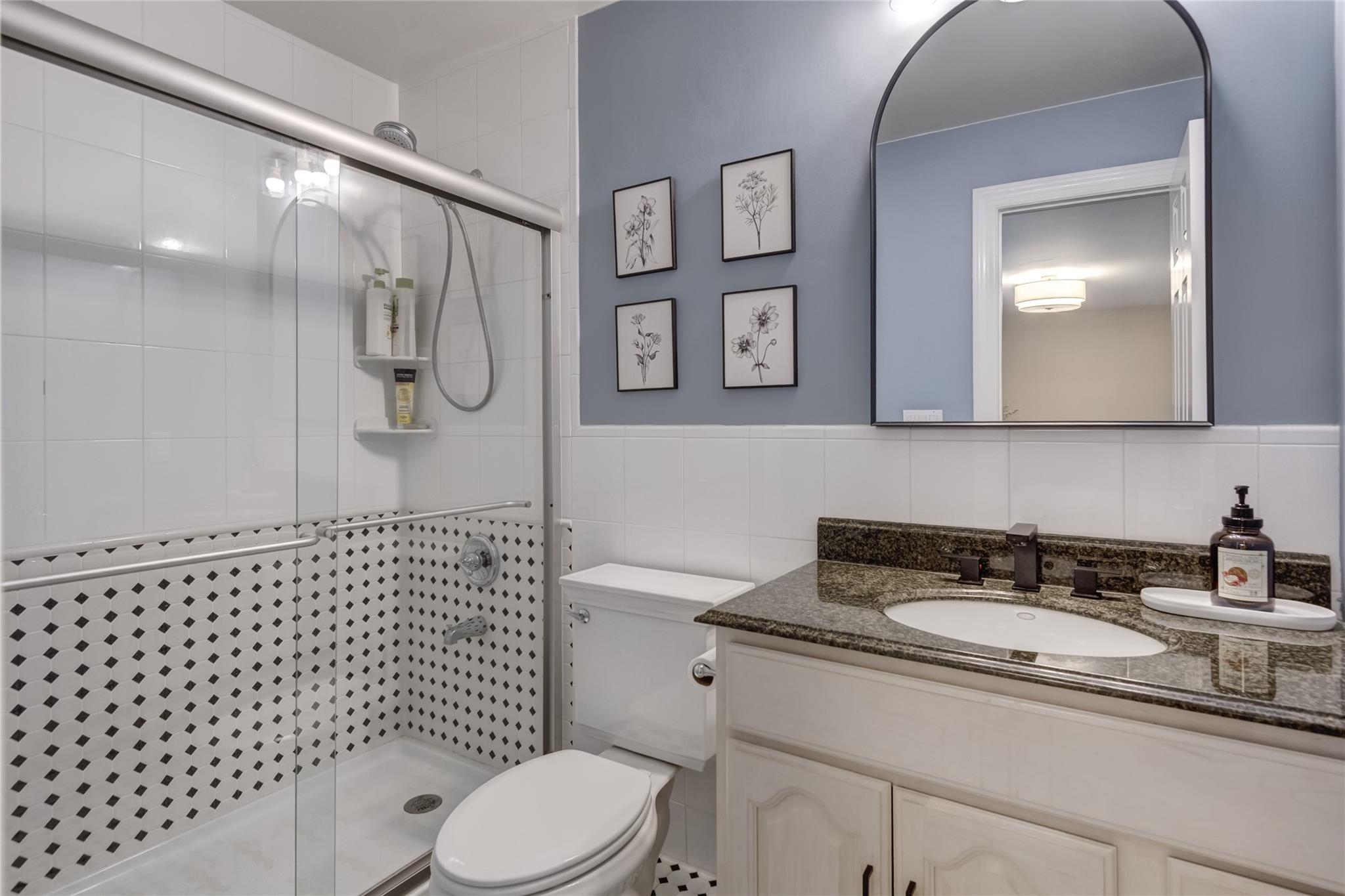 14 Rockwood Road, Manhasset, New York image 19
