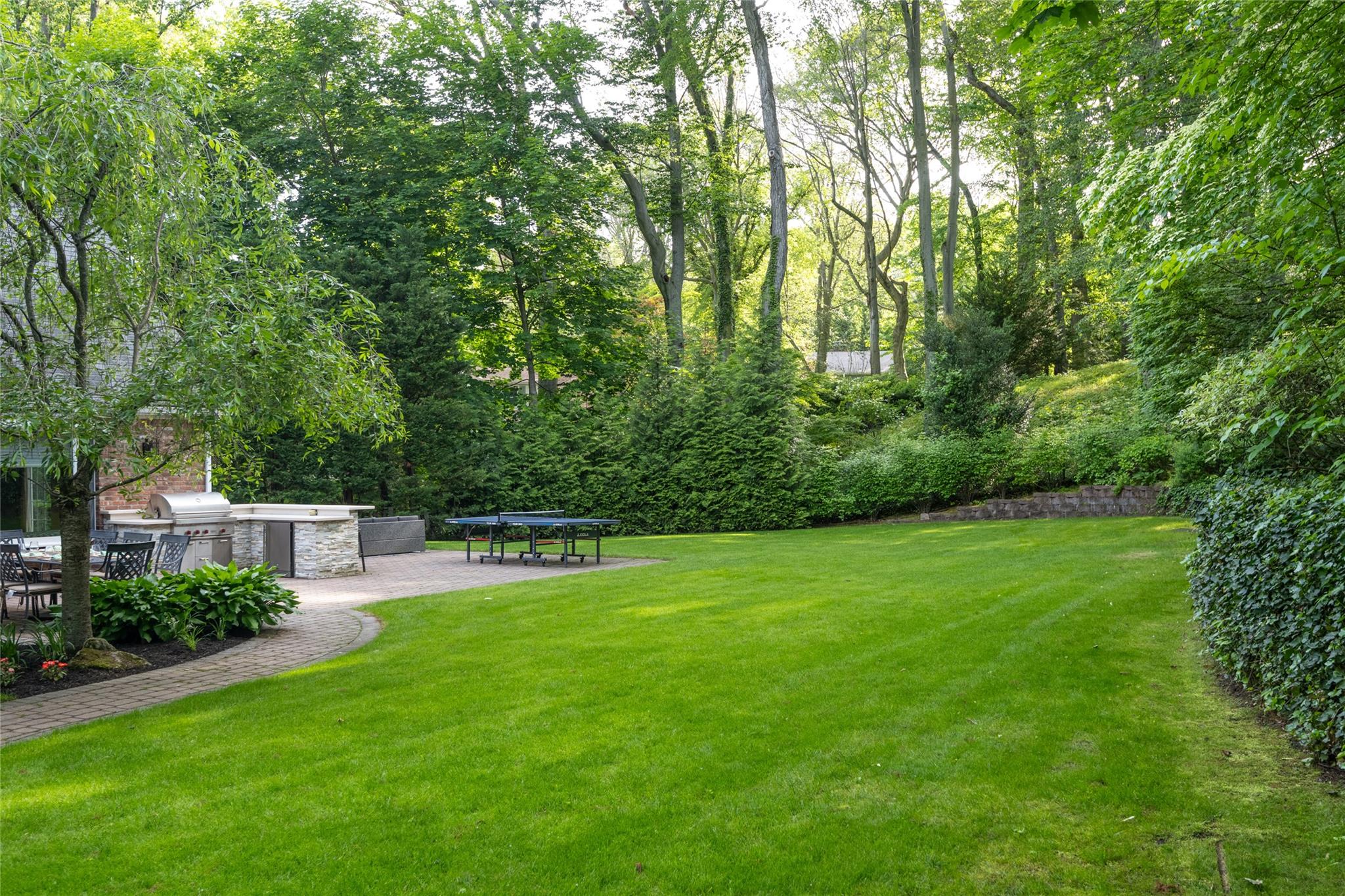 14 Rockwood Road, Manhasset, New York image 29