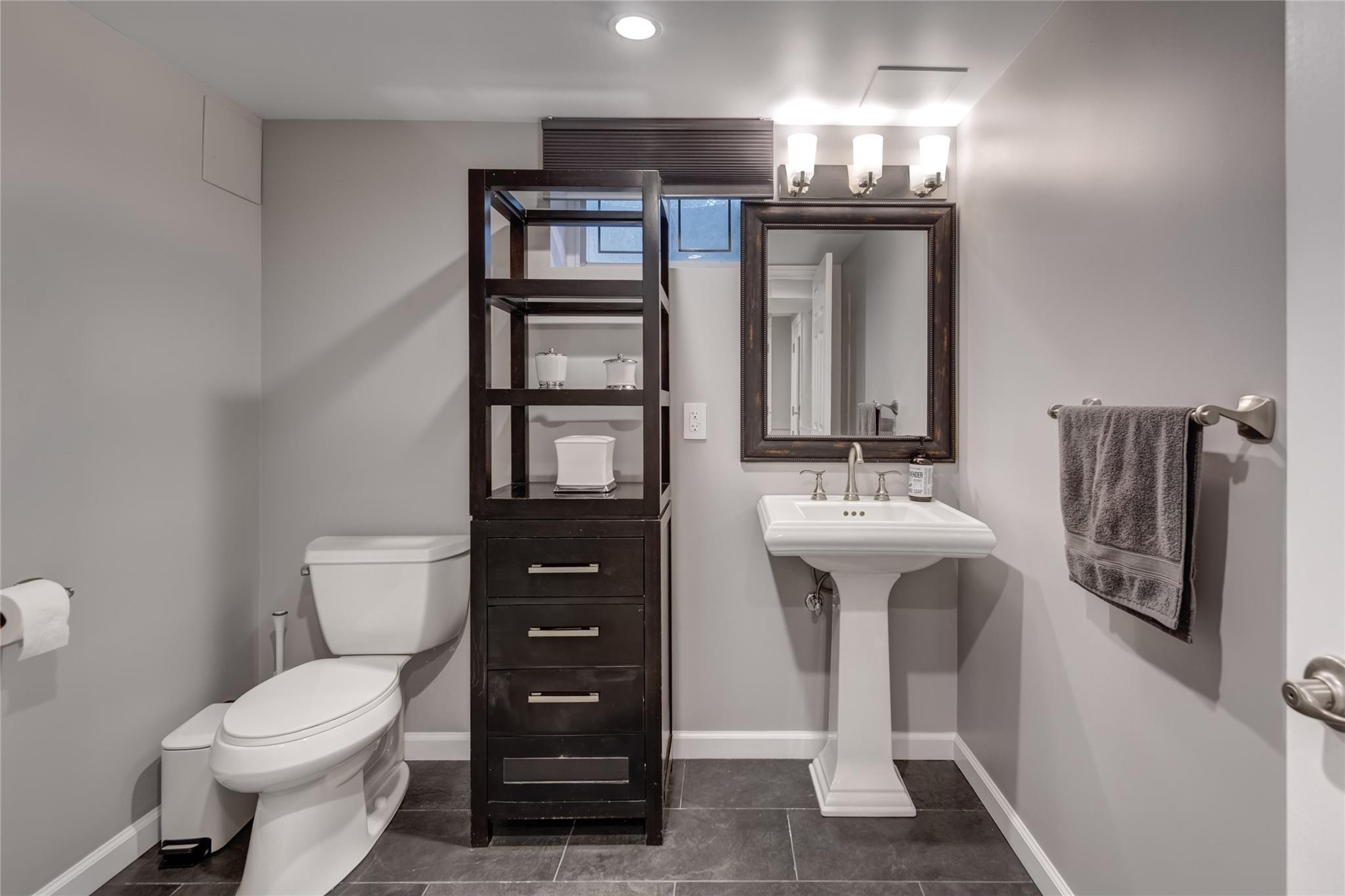 14 Rockwood Road, Manhasset, New York image 24