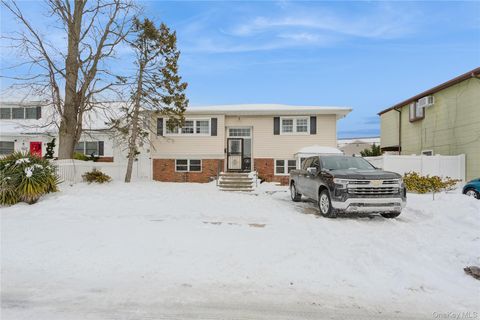 Multifamily For Sale - 17 Marina Road<br/> Island Park, NY 11558