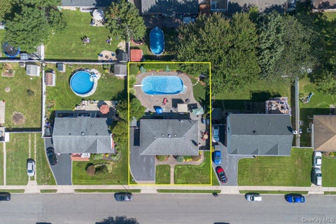 Photo of 53 Burlington Avenue, Deer Park, NY 11729 (MLS # 1049237)