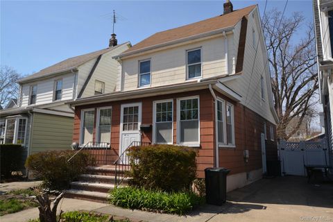 Photo of 24815 88th Drive, Bellerose, NY 11426 (MLS # 989692)