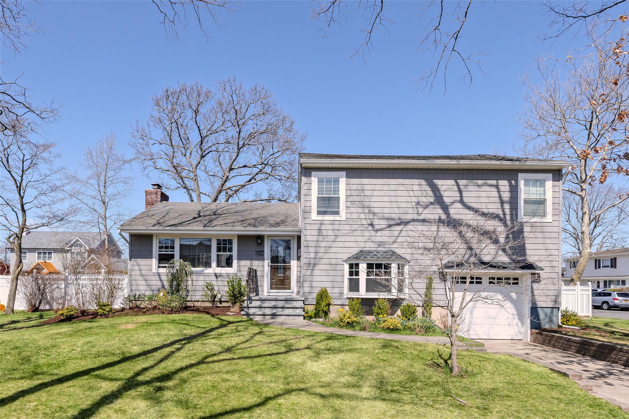225 Toronto Avenue, Massapequa, New York image 1