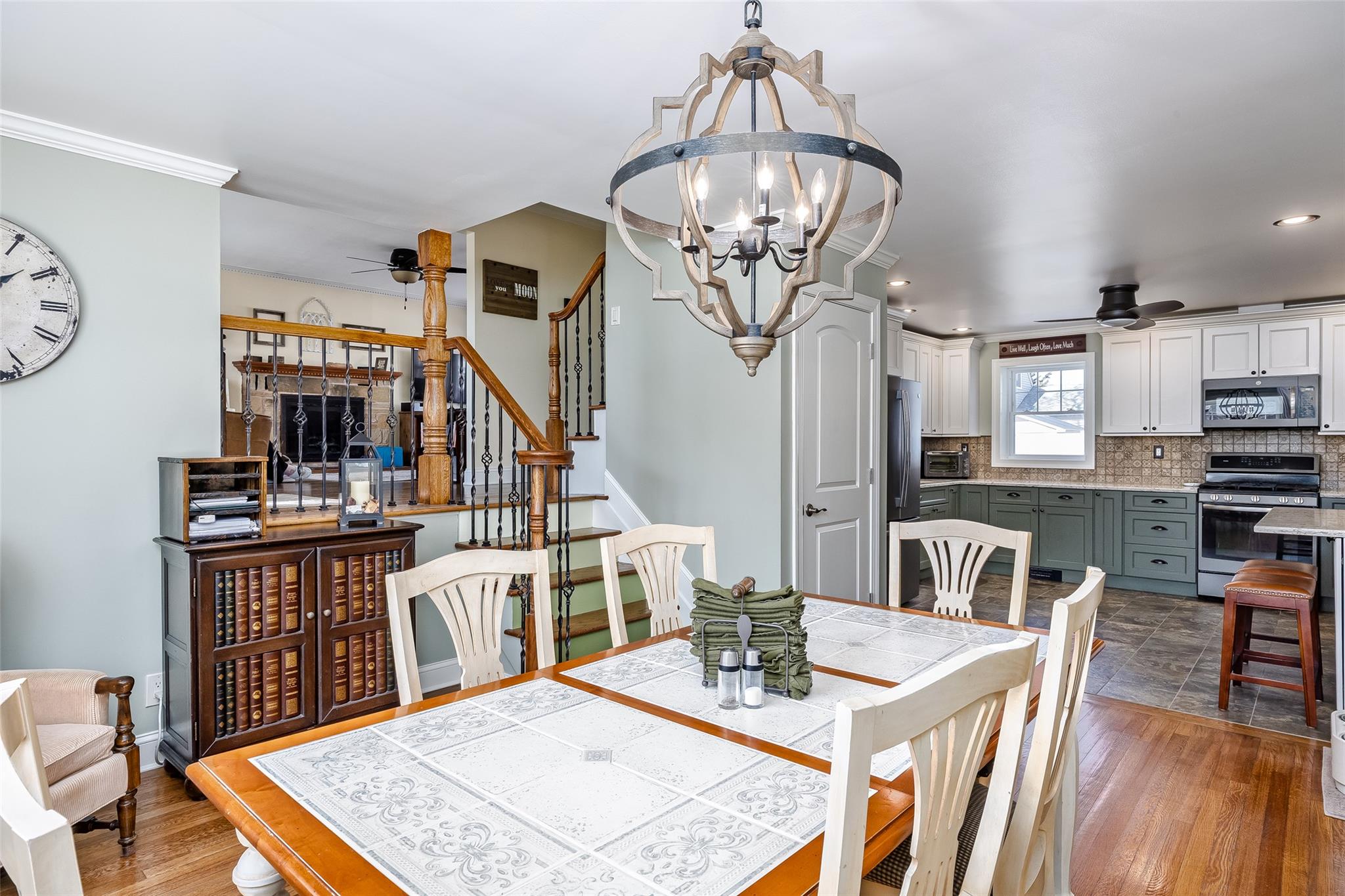 225 Toronto Avenue, Massapequa, New York image 9