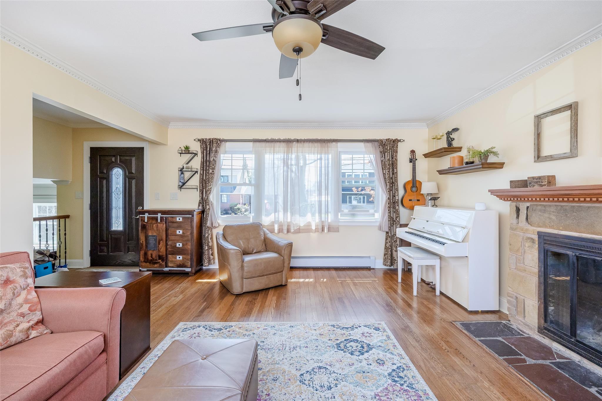 225 Toronto Avenue, Massapequa, New York image 4
