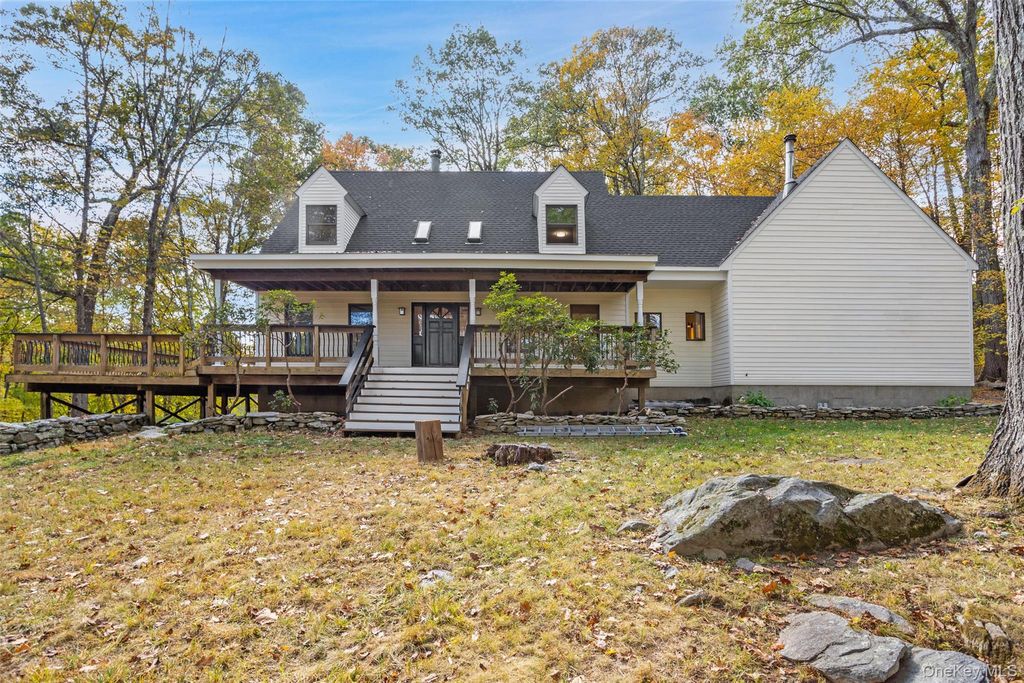 Photo of 507 Farmers Mills Road, Carmel, NY 10512 (MLS # 923413)