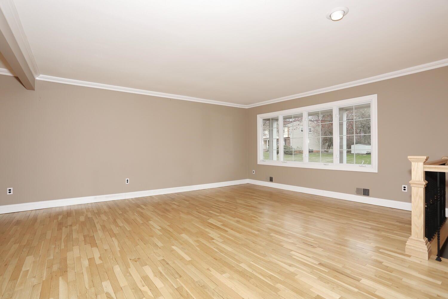 9 Crabapple Lane, Nanuet, New York image 5