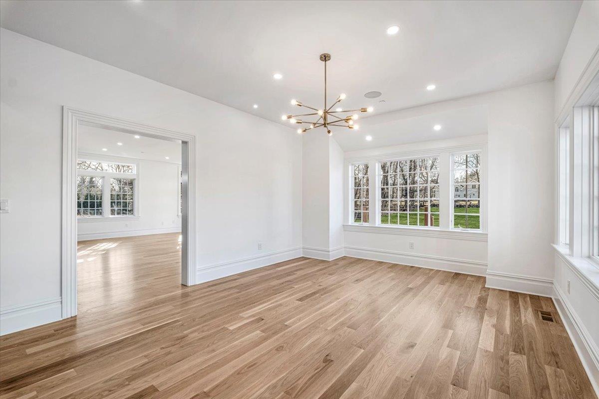 240 Fort Hill Road, Scarsdale, New York image 10