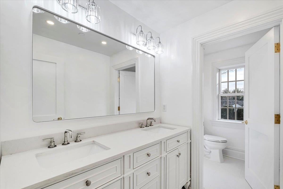 240 Fort Hill Road, Scarsdale, New York image 34