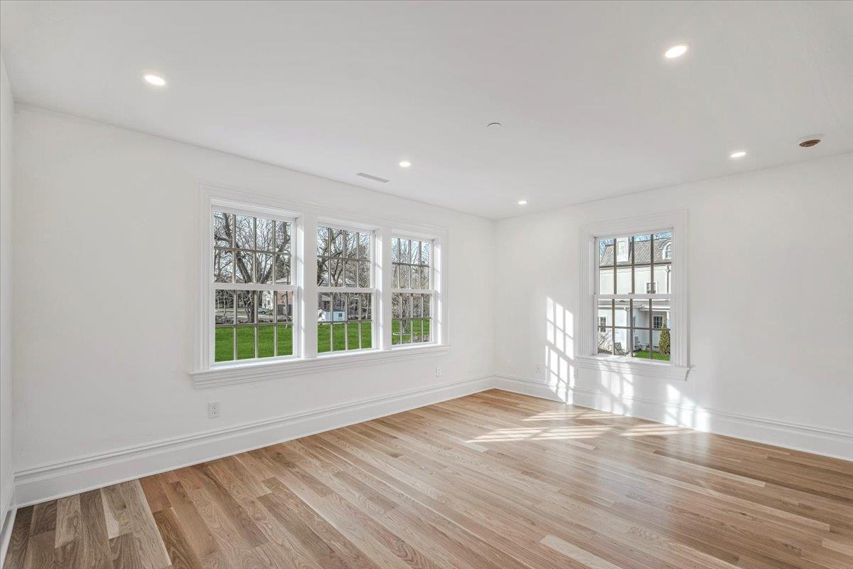 240 Fort Hill Road, Scarsdale, New York image 35