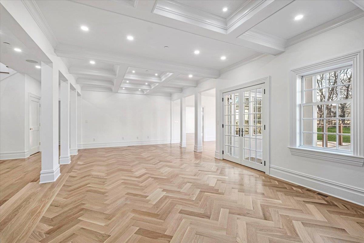 240 Fort Hill Road, Scarsdale, New York image 6