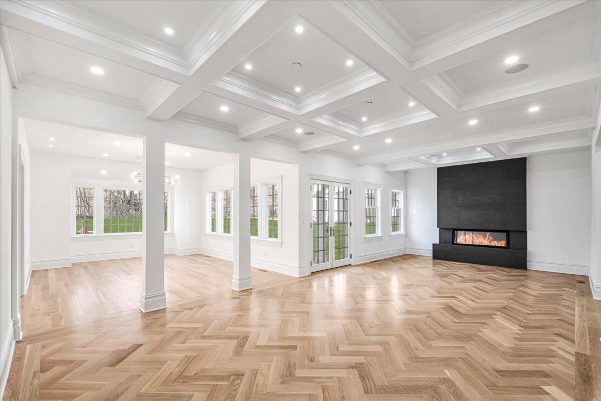 240 Fort Hill Road, Scarsdale, New York image 4