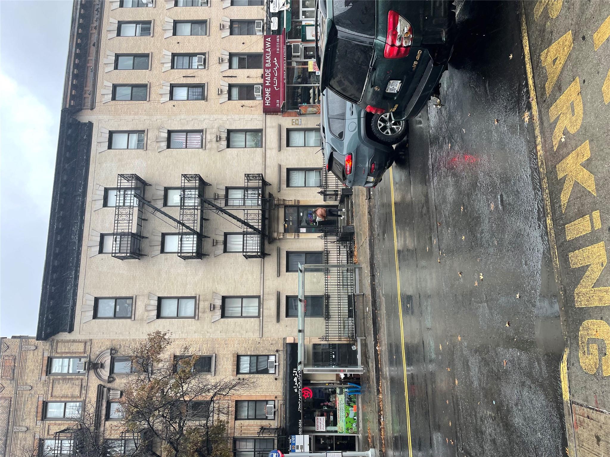 24-35 Steinway Street