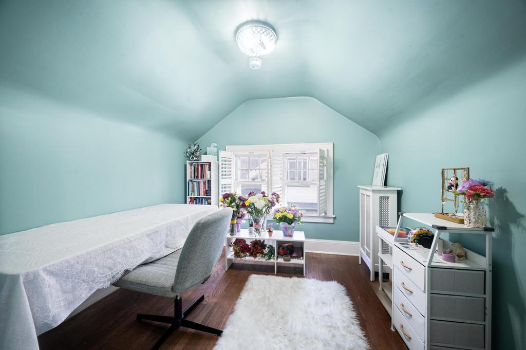 63 Linmouth Road, Malverne, New York image 20
