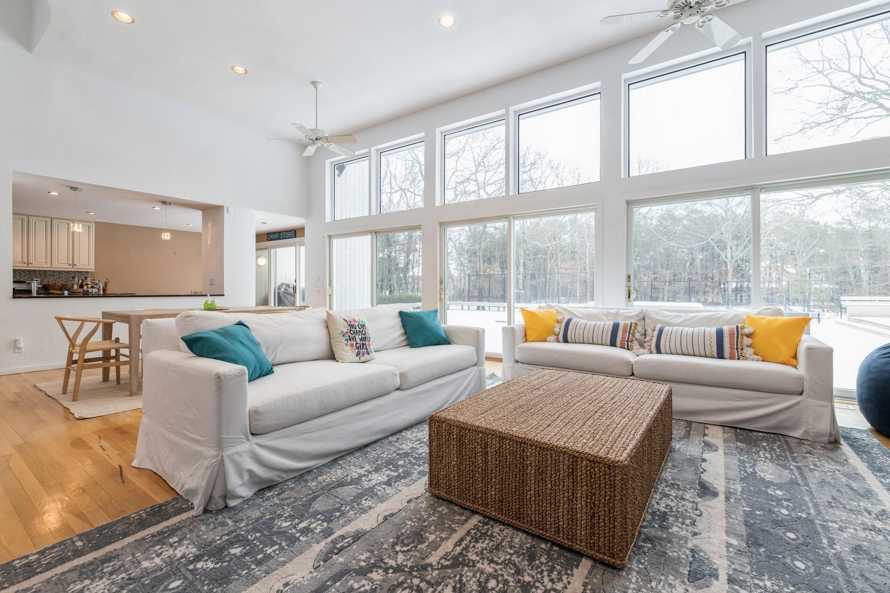 11 Fox Hollow Drive, East Quogue, New York image 4