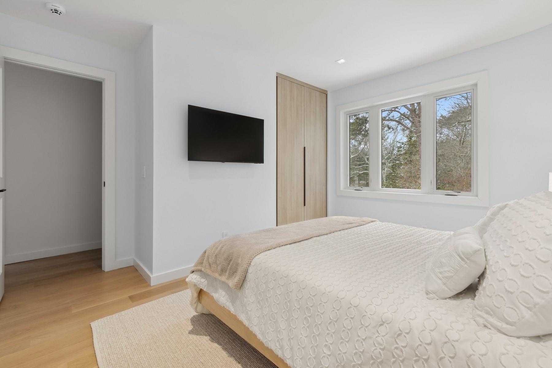 11 Fox Hollow Drive, East Quogue, New York image 12